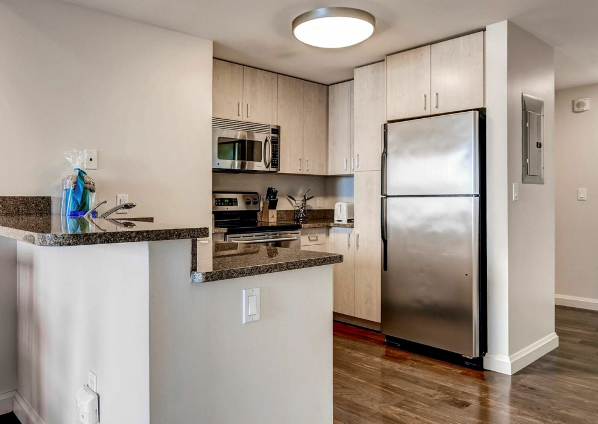 Global Luxury Suites At Boston Garden Екстериор снимка